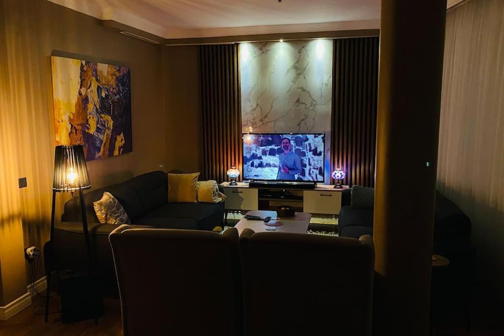 Sisli Osmanbey Taksim Large Terrace, Quietness And Space Apartment Istanbul Exterior foto