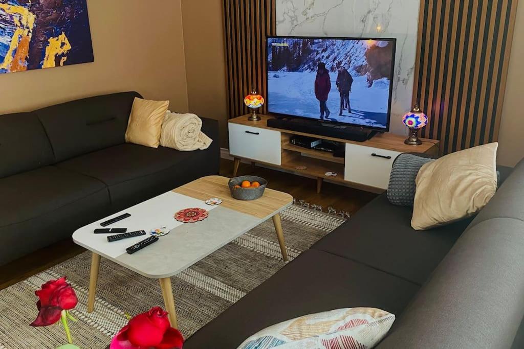 Sisli Osmanbey Taksim Large Terrace, Quietness And Space Apartment Istanbul Exterior foto